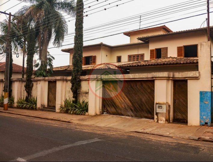 Vende-se Casa em CENTRO Avaré. Foto 2