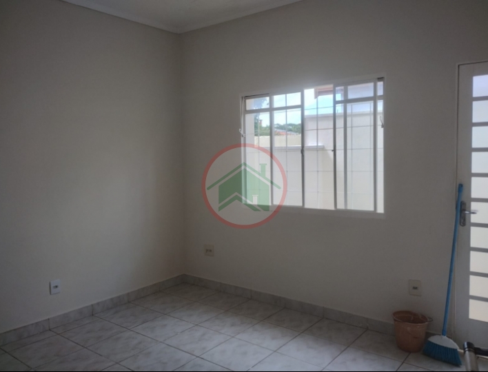 Aluga-se Casa em CENTRO Avaré. Foto 2