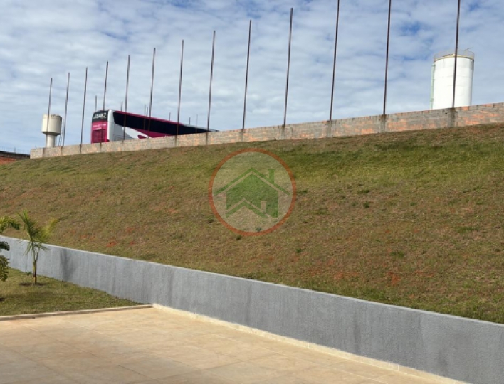 Vende-se Chácara em AVARÉ Avaré. Foto 2