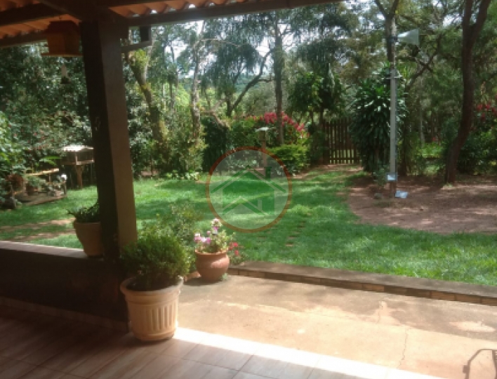 Vende-se Chácara em ZONA RURAL Avaré. Foto 3