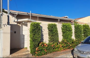 Casa para venda em Avaré